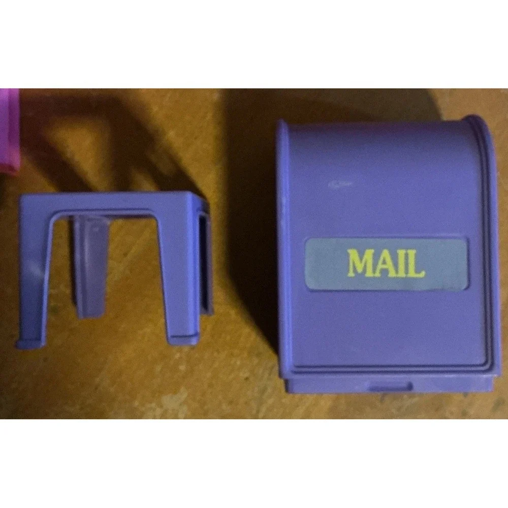 Barbie doll post
